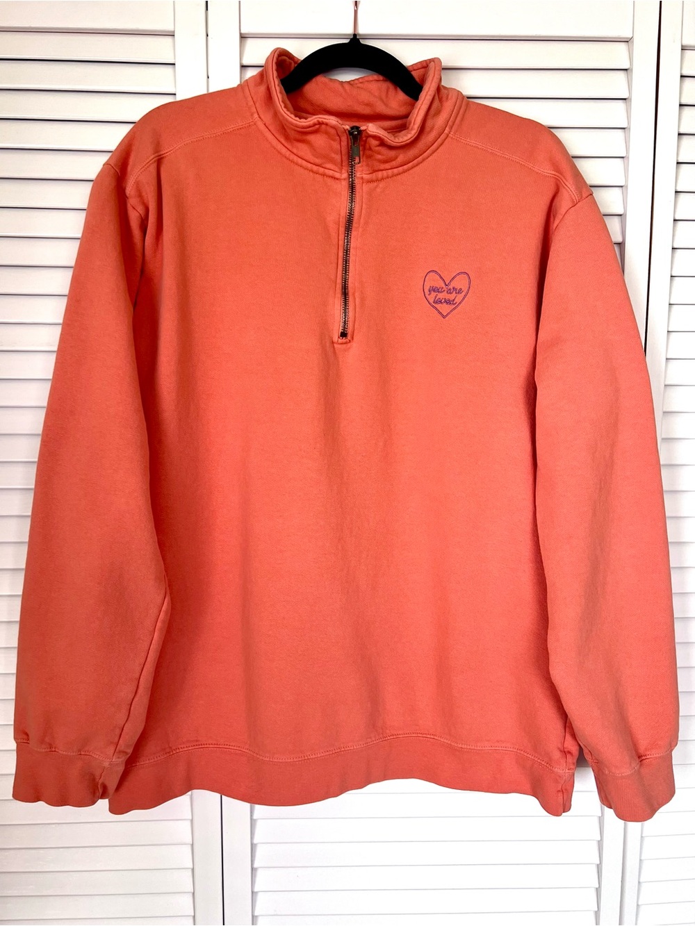 People Of Leisure EUC Women’s Coral Half-Zip Pullover Sweatshirt Heart Embroided